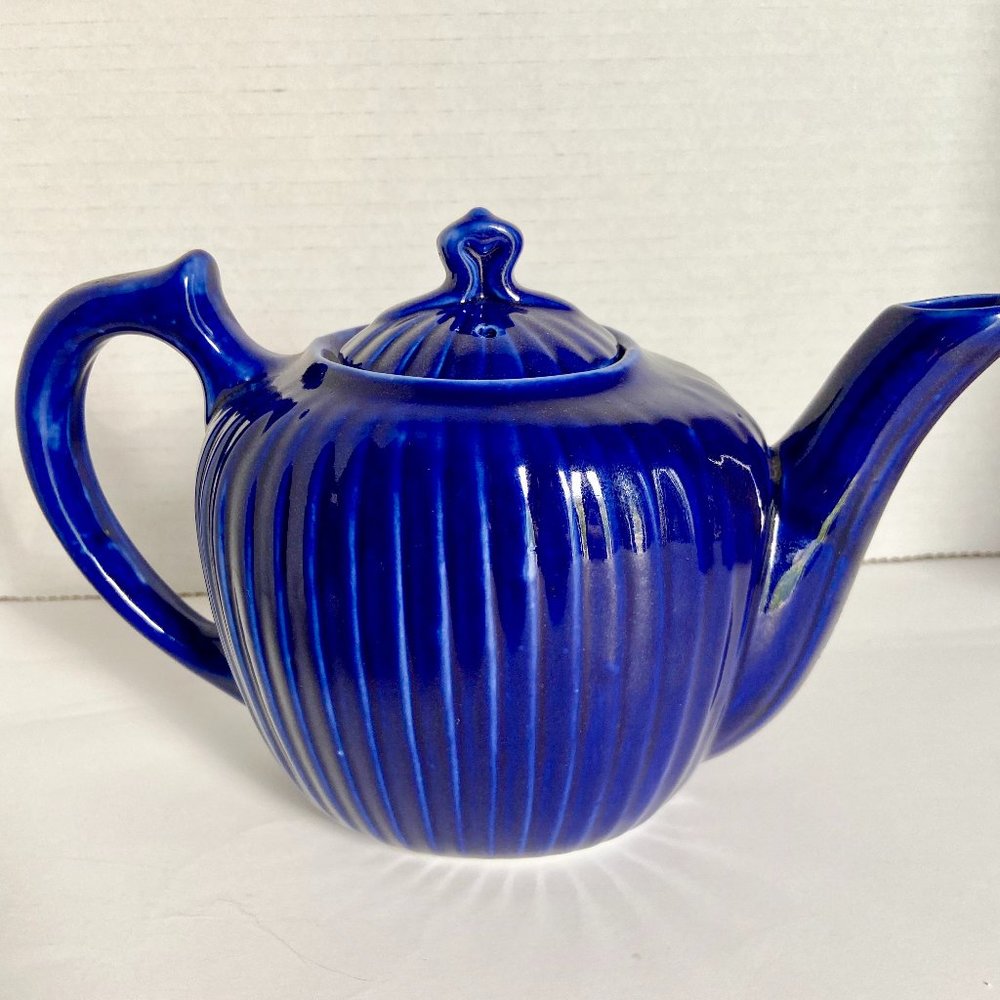 Vintage FraunFelter Cobalt Blue Teapot Ribbed W/Lid